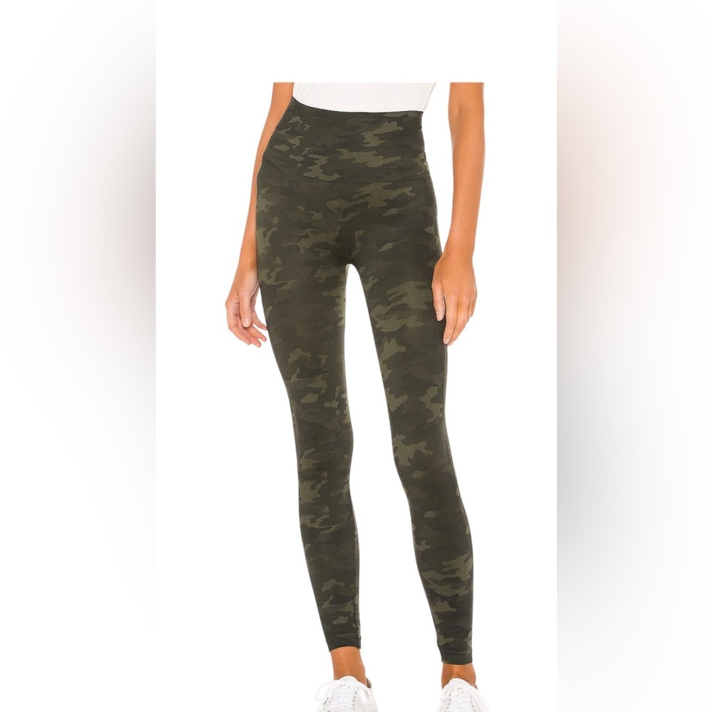 Spanx camo look at me now leggings nwot